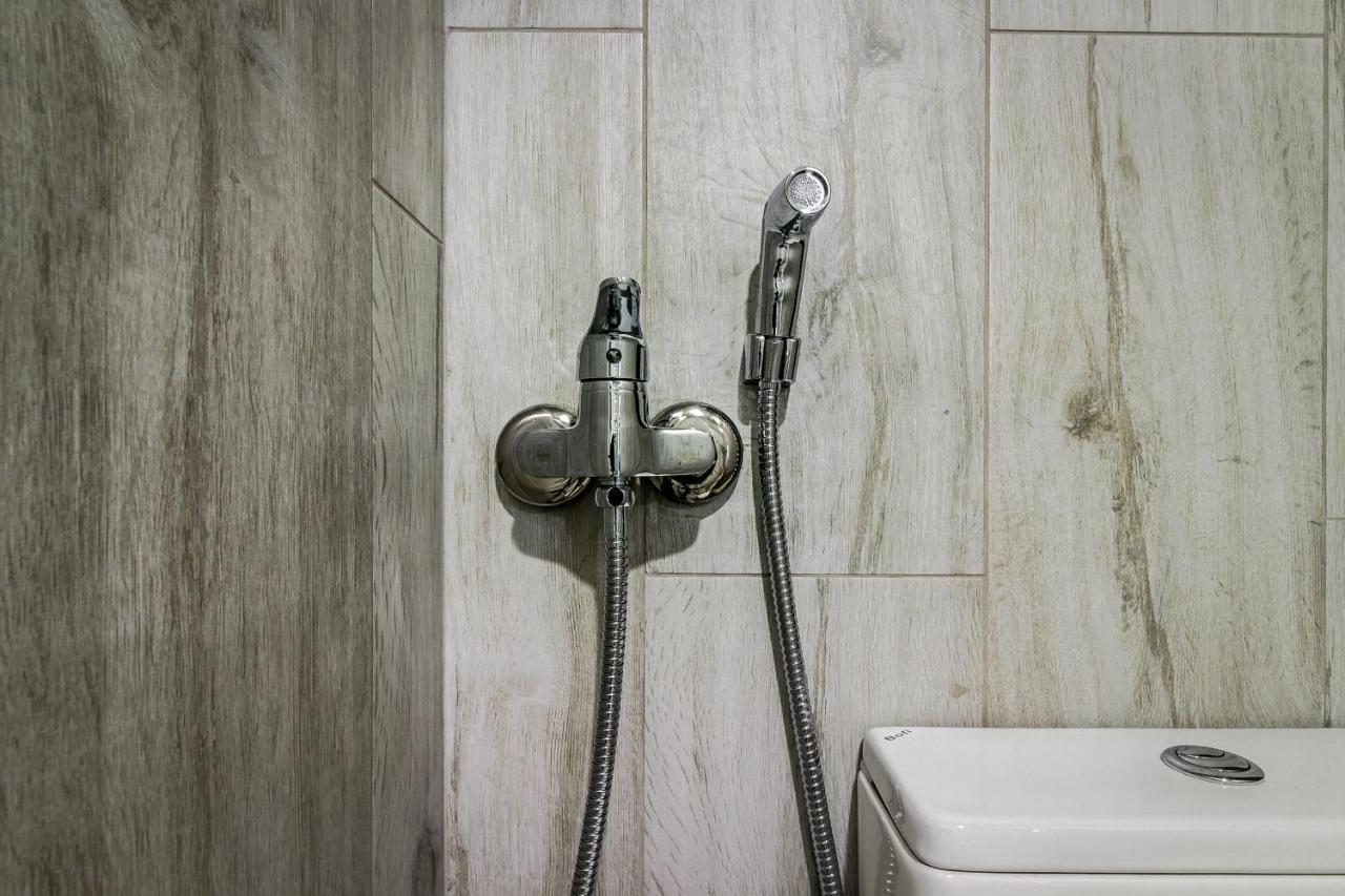 Modern Apartment In Old Tbilisi ภายนอก รูปภาพ
