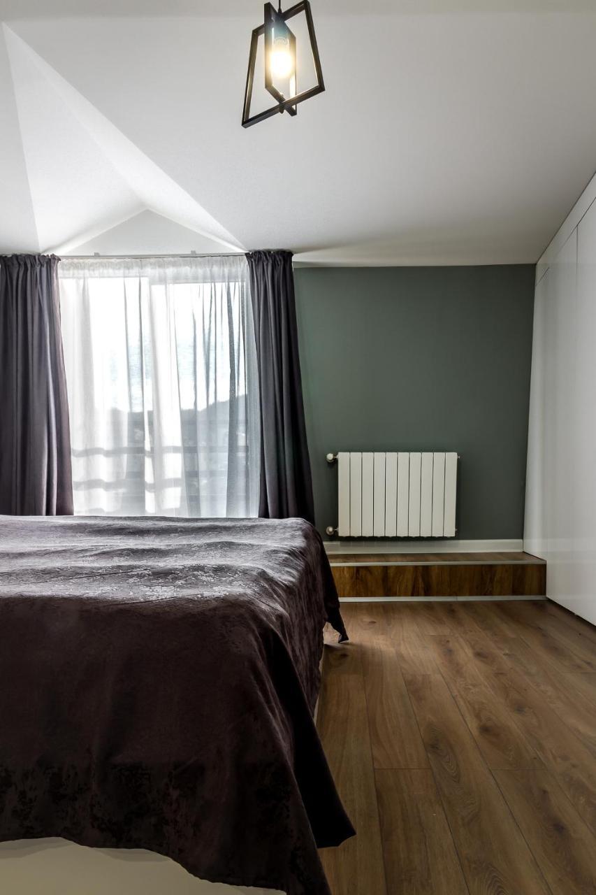 Modern Apartment In Old Tbilisi ภายนอก รูปภาพ